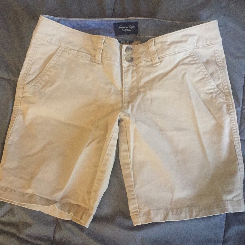 Women’s Khaki Bermuda Shorts